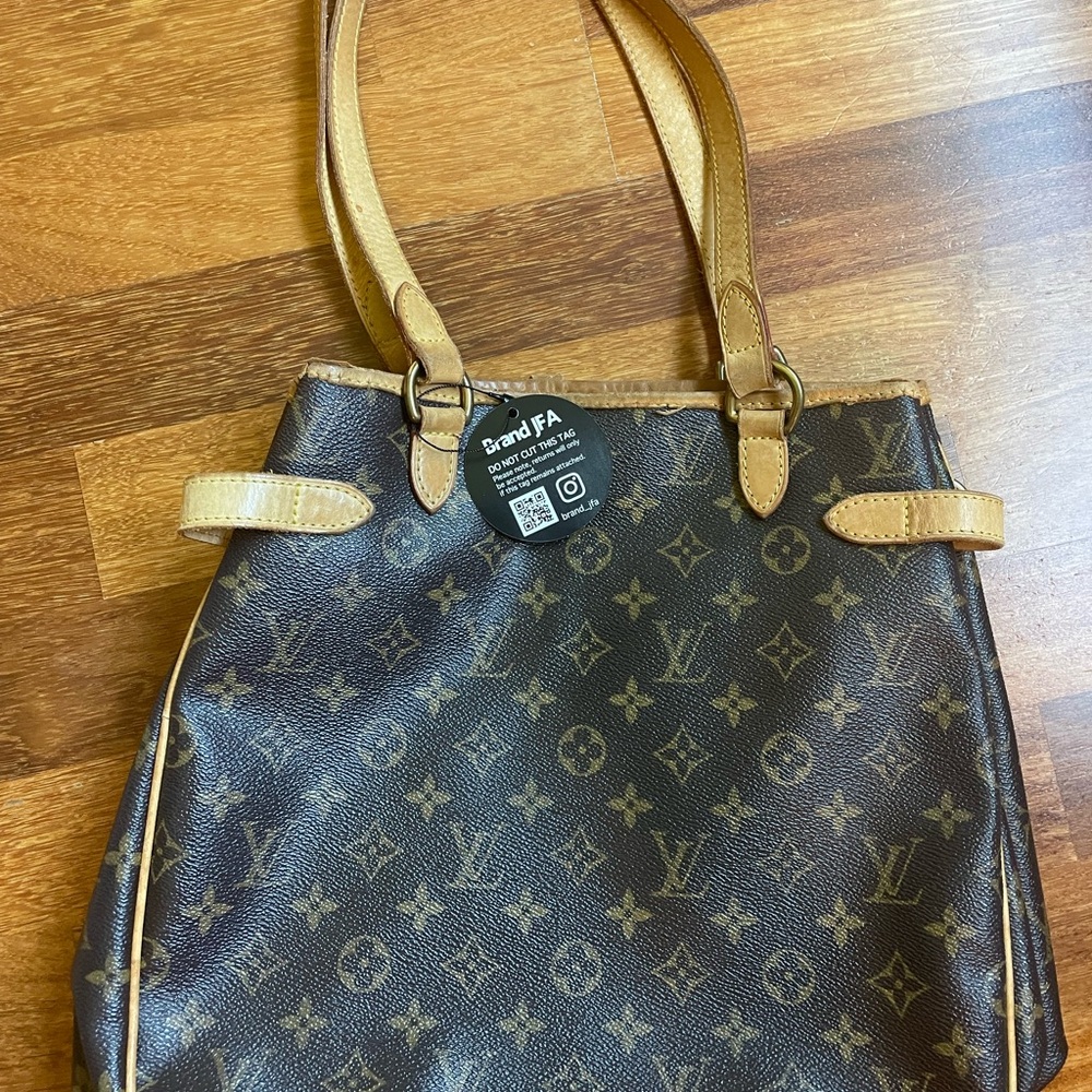Used vintage Louis Vuitton hangbag